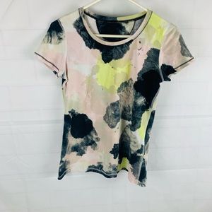 Lululemon short sleeve T shirt